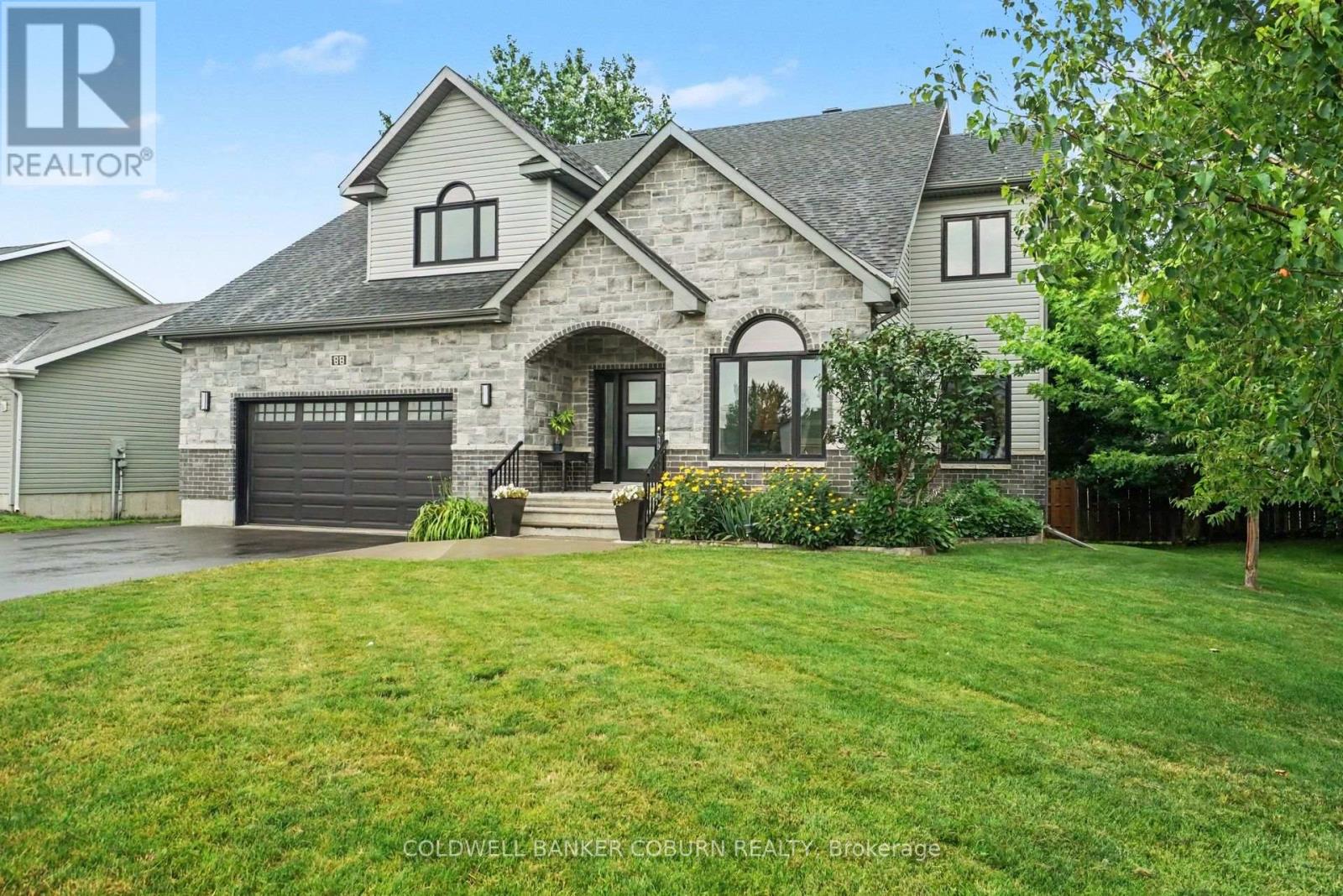 88 TABITHA CRESCENT