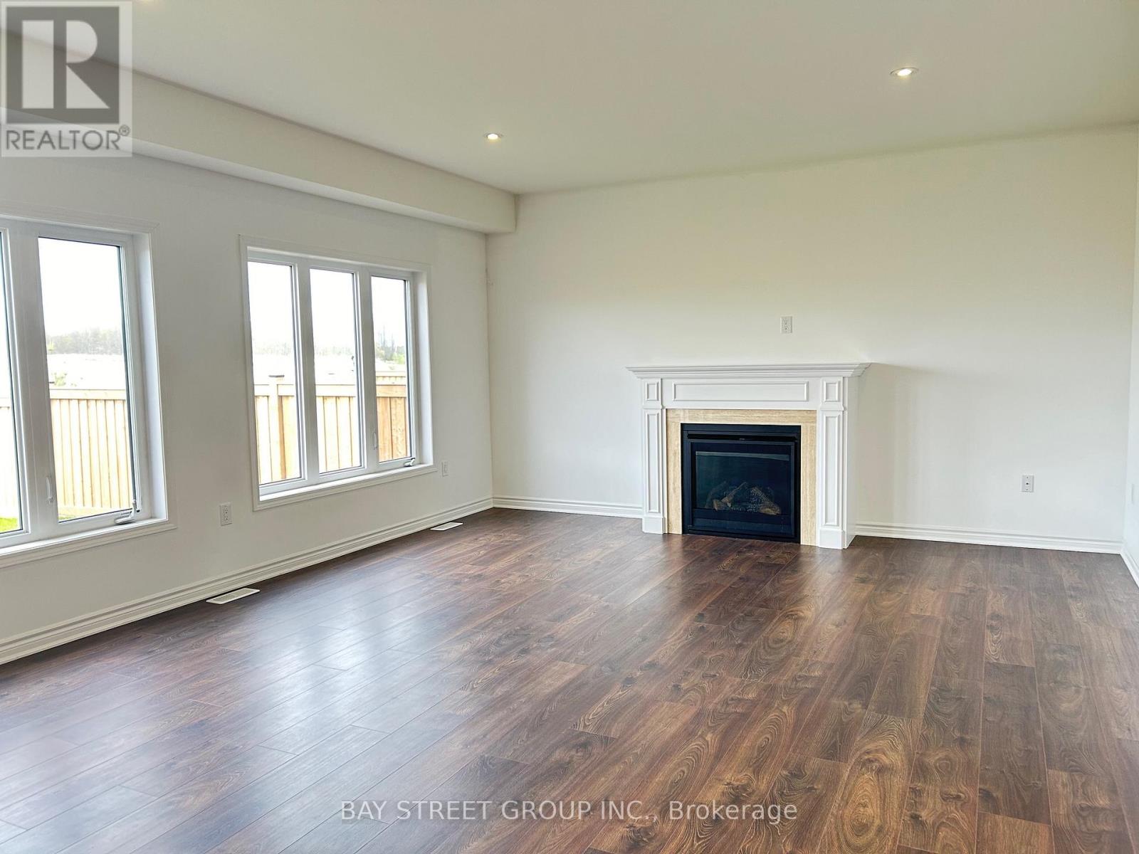 28 SANDHILL CRANE DRIVE