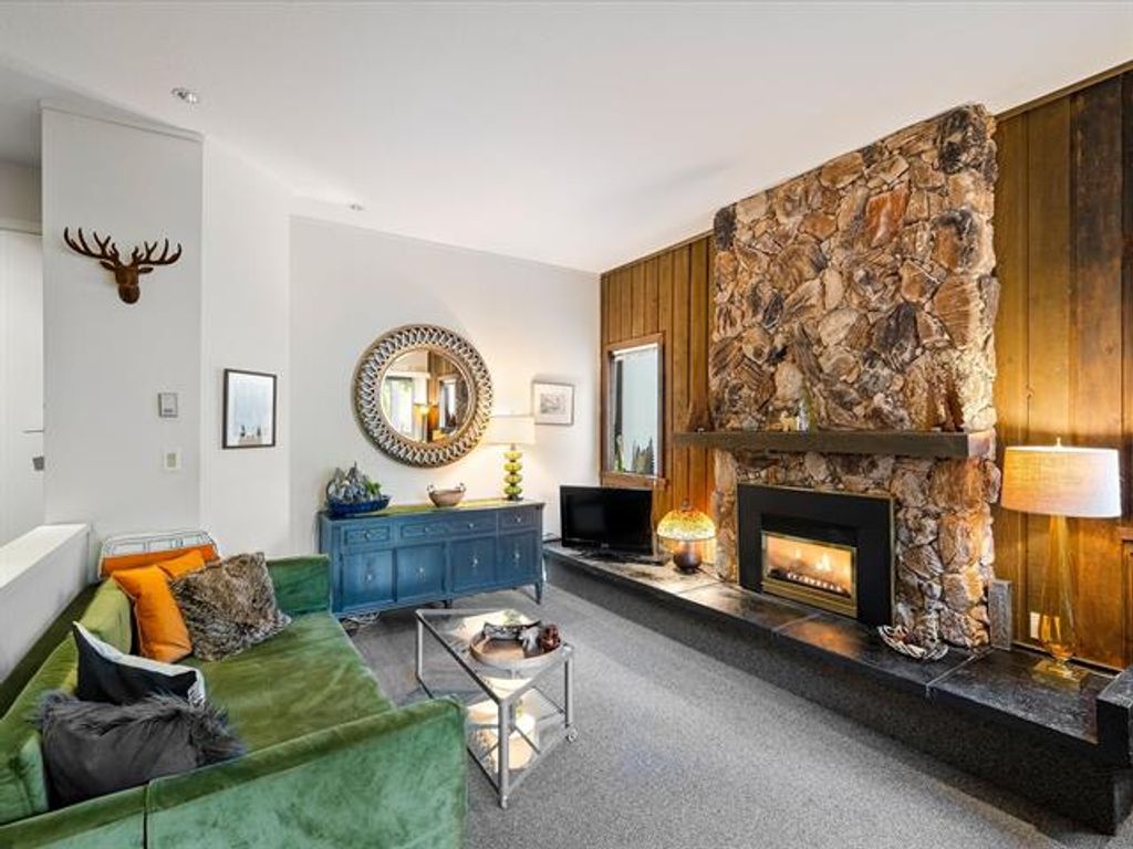 listing image 17299684023162064554