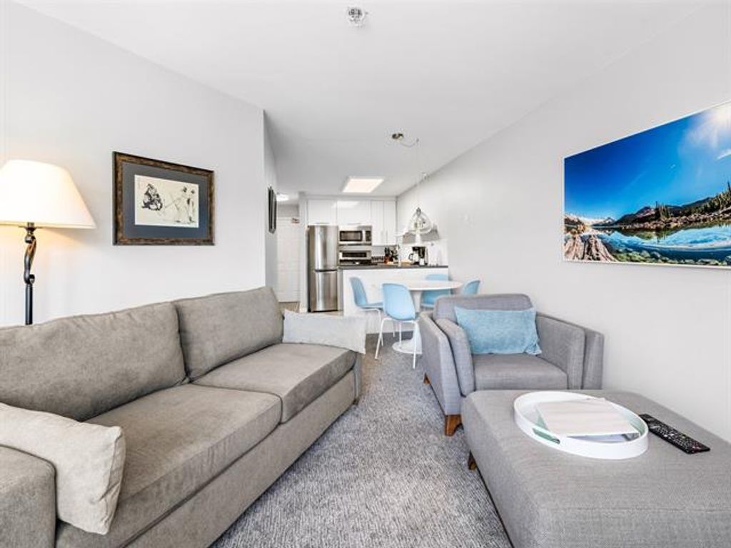 listing image 17292345074877