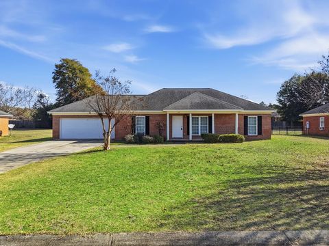 Photo of 109 Birchwood Drive, Leesburg, GA 31763 (MLS # 167589)