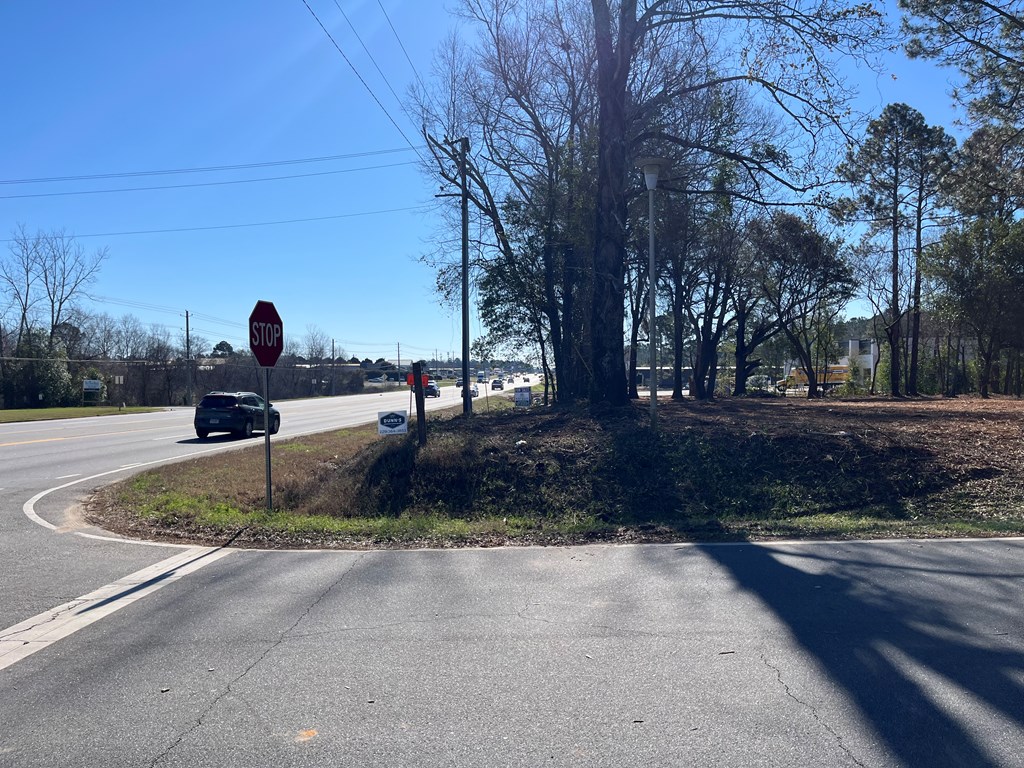 0 W Hwy 82