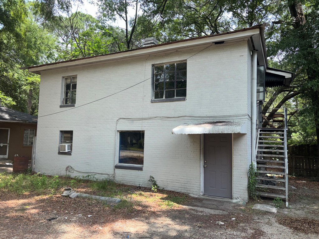 1508 N Van Buren Street