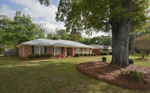 Photo of 2613 Partridge Dr, Albany, GA 31707 (MLS # 165004)
