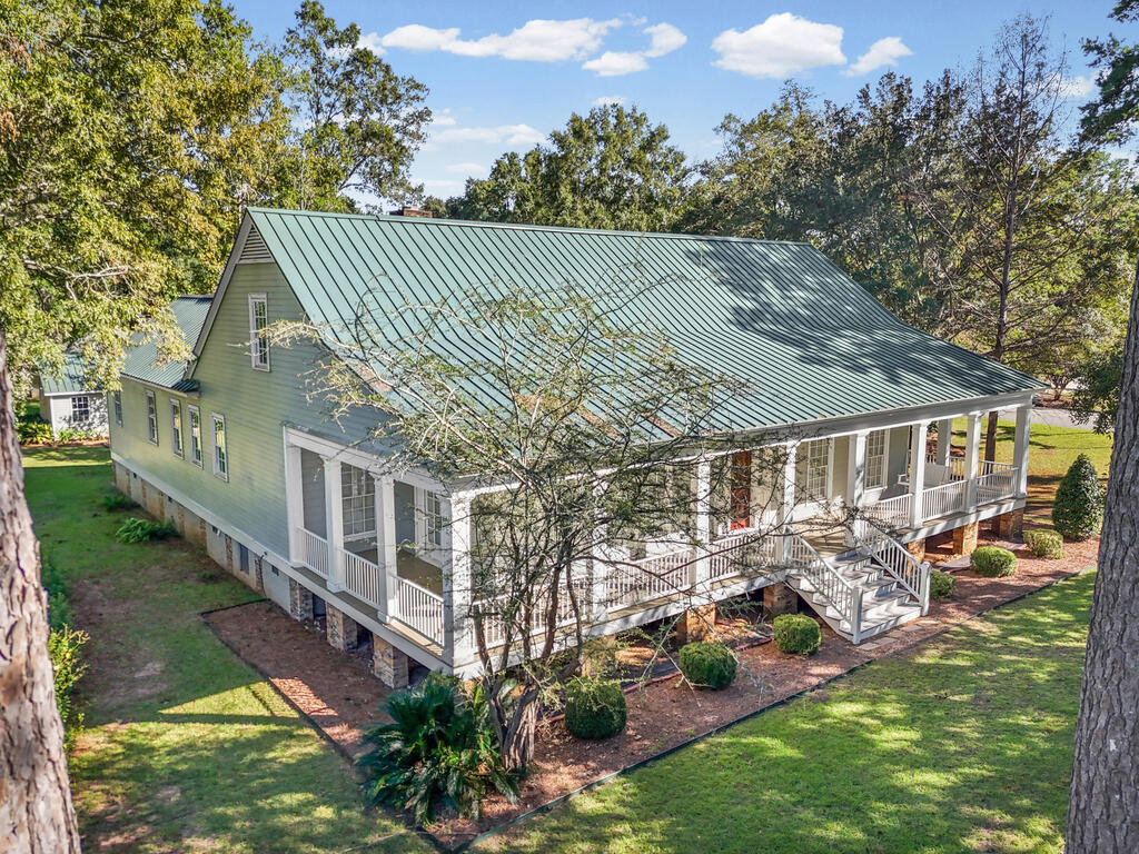 2300 Golf Course Drive