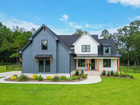 Photo of 110 Tupelo Dr, Leesburg, GA 31763 (MLS # 165263)