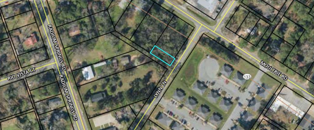325 Lynn Lane