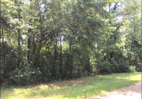 Photo of 6 Joiner Drive, Albany, GA 31721 (MLS # 163705)