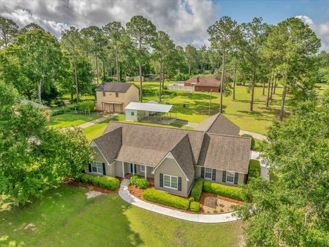 Photo of 213 Aspen Ln, Sylvester, GA 31791 (MLS # 165050)