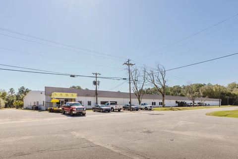 Photo of 1404 Industry Avenue, Albany, GA 31707 (MLS # 164819)