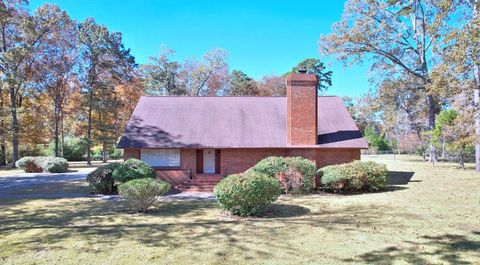Photo of 2713 Westmeade Rd, Albany, GA 31721 (MLS # 167131)