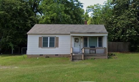 Photo of 213 Monarch Drive, Albany, GA 31705 (MLS # 168790)