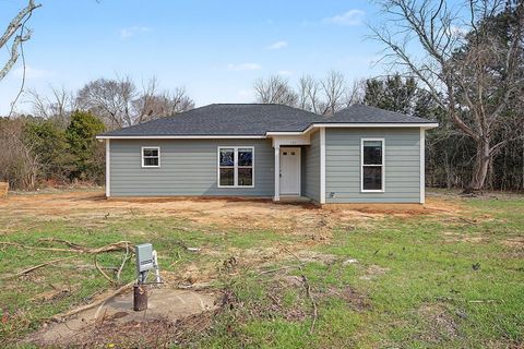 Photo of 105 Feather Field Ct, Sasser, GA 39842 (MLS # 167635)
