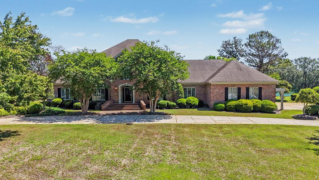 110 Hidden Lakes Drive