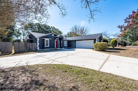 Photo of 187 Jarrett Drive, Leesburg, GA 31763 (MLS # 167118)