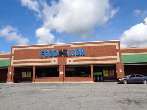 Photo of 1511 Radium Springs Road, Albany, GA 31705 (MLS # 168776)