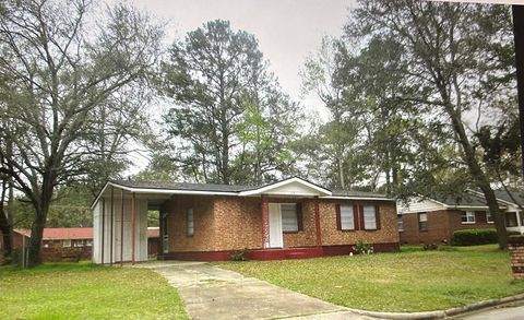 Photo of 219 Tremont Avenue, Albany, GA 31701 (MLS # 168836)