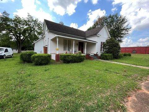 Photo of 3109 Calhoun Street, Shellman, GA 39886 (MLS # 167254)