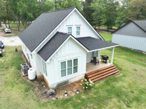 Photo of 188 Pebble Shores Dr, Fort Gaines, GA 39851 (MLS # 166676)