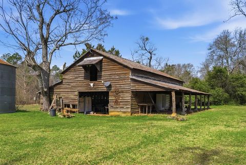 Photo of 204 Linden Road, Leesburg, GA 31763 (MLS # 167667)