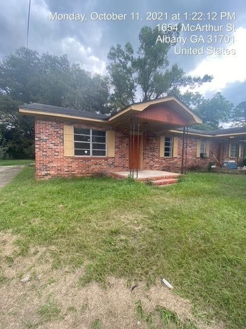 Photo of 1654 McArthur Street, Albany, GA 31701 (MLS # 168859)