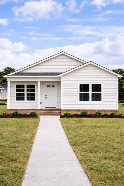 Photo of 607 1st Avenue, Albany, GA 31701 (MLS # 167390)