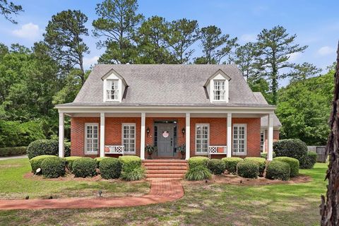 Photo of 2511 E Alberson Drive, Albany, GA 31721 (MLS # 169239)