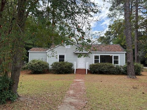 Photo of 1114 Tenth Ave, Albany, GA 31707 (MLS # 166943)