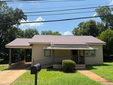 Photo of 119 Carter St, Americus, GA 31719 (MLS # 165238)