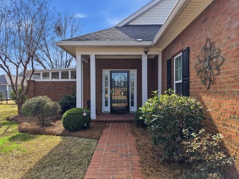 Photo of 2512 Westgate Dr, Albany, GA 31707 (MLS # 167532)