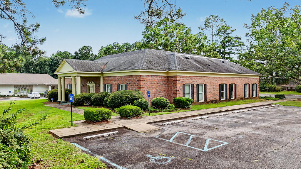 127 N Westover Blvd