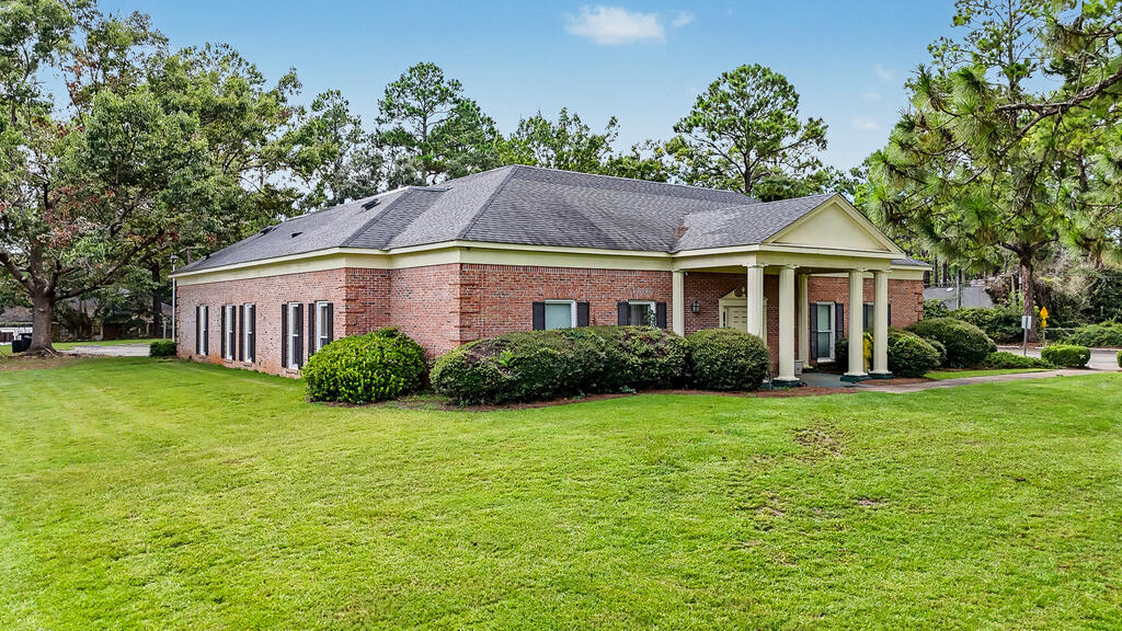 127 N Westover Blvd