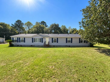 141 Creek Isle Drive Leesburg GA 31763