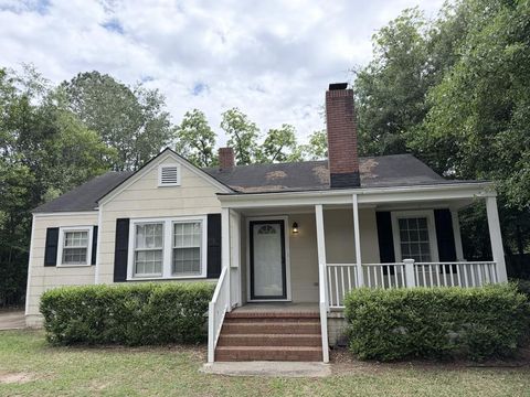 Photo of 1208 Ninth Ave, Albany, GA 31707 (MLS # 169045)