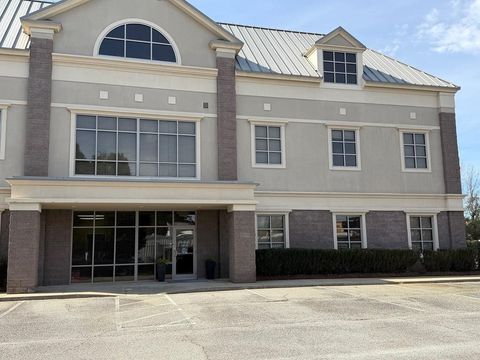 Photo of 2829 Old Dawson Road, Albany, GA 31707 (MLS # 167369)