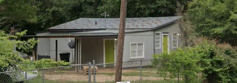 Photo of 2802 Banks Avenue, Albany, GA 31705 (MLS # 161251)