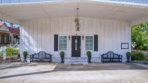 Photo of 206 W Pope Street, Sylvester, GA 31791 (MLS # 168881)