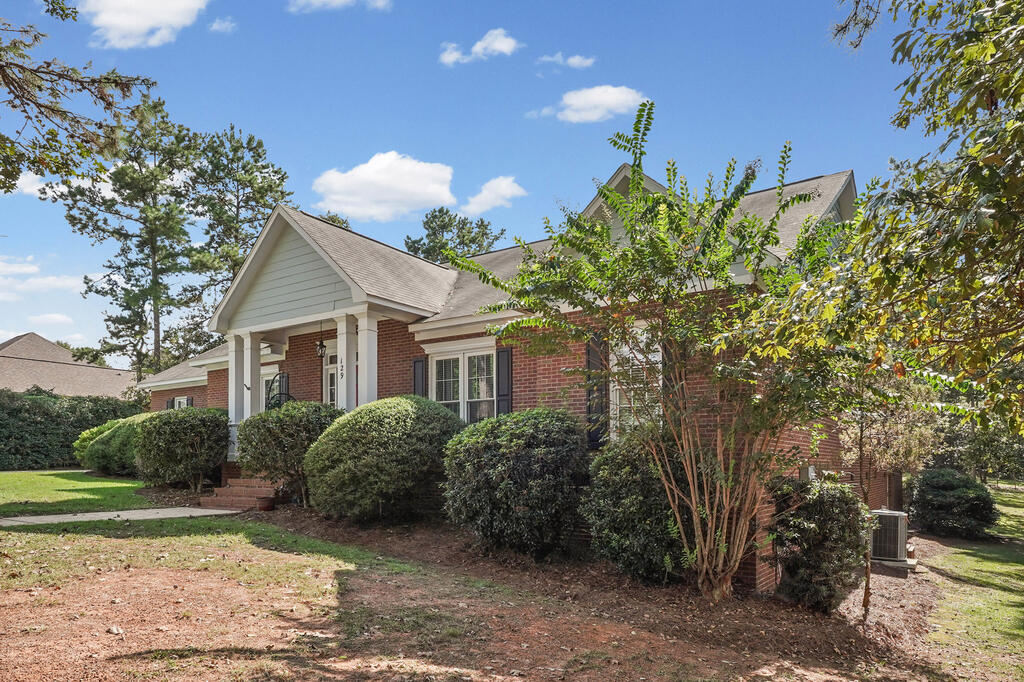 129 Larkspur Drive