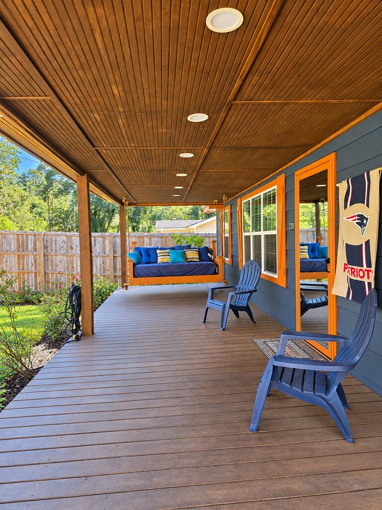 220 W Lester Road
