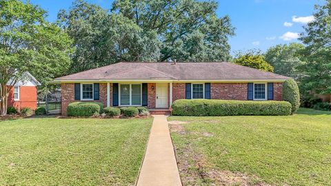 Photo of 2016 Sharon Avenue, Albany, GA 31721 (MLS # 169205)