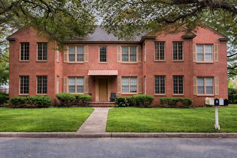 Photo of 1110 Rawson Drive, Albany, GA 31701 (MLS # 167355)