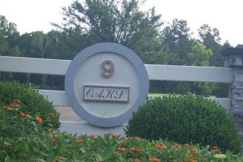 Photo of 5504 Ironwood Court, Albany, GA 31721 (MLS # 149122)