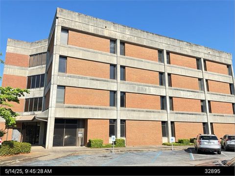 Photo of 323 Pine Ave, Albany, GA 31701 (MLS # 167108)