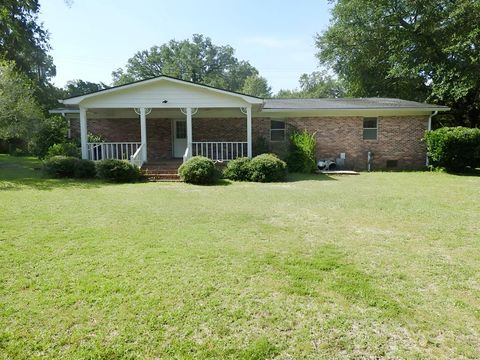 Photo of 325 Watt St, Camilla, GA 31730 (MLS # 165462)