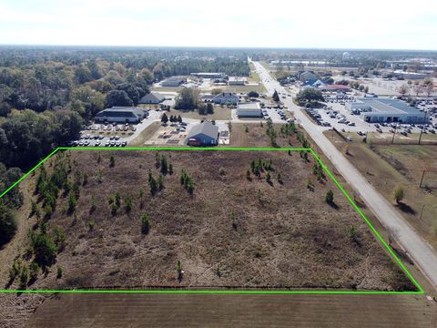 Photo of 10 Grand Island Drive, Leesburg, GA 31763 (MLS # 160780)