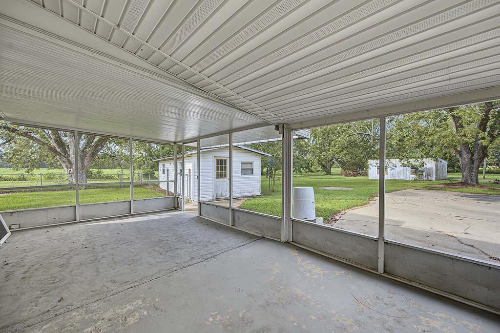 1802 Sumner Road South