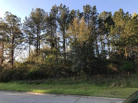 Photo of 1308 Congressional Court, Albany, GA 31701 (MLS # 163372)