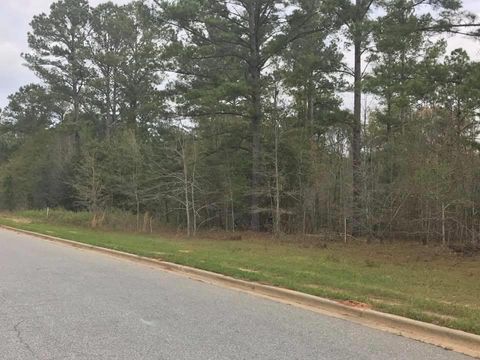 Photo of 1600 River Pointe Drive, Albany, GA 31701 (MLS # 163388)