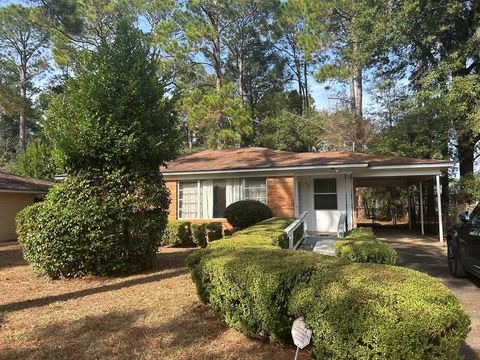 Photo of 903 Dorsett Ave, Albany, GA 31701 (MLS # 167200)