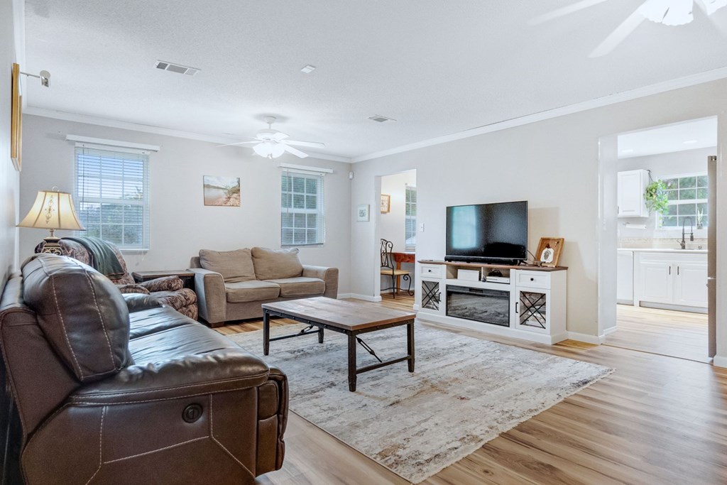 429 #21 Arch Helms Road
